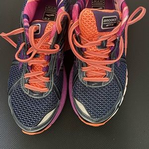 BROOKS ADRENALINE GTS Sneakers